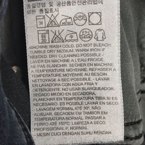 Levi Jeans Woman’s Size 6 - Picture 6 of 6